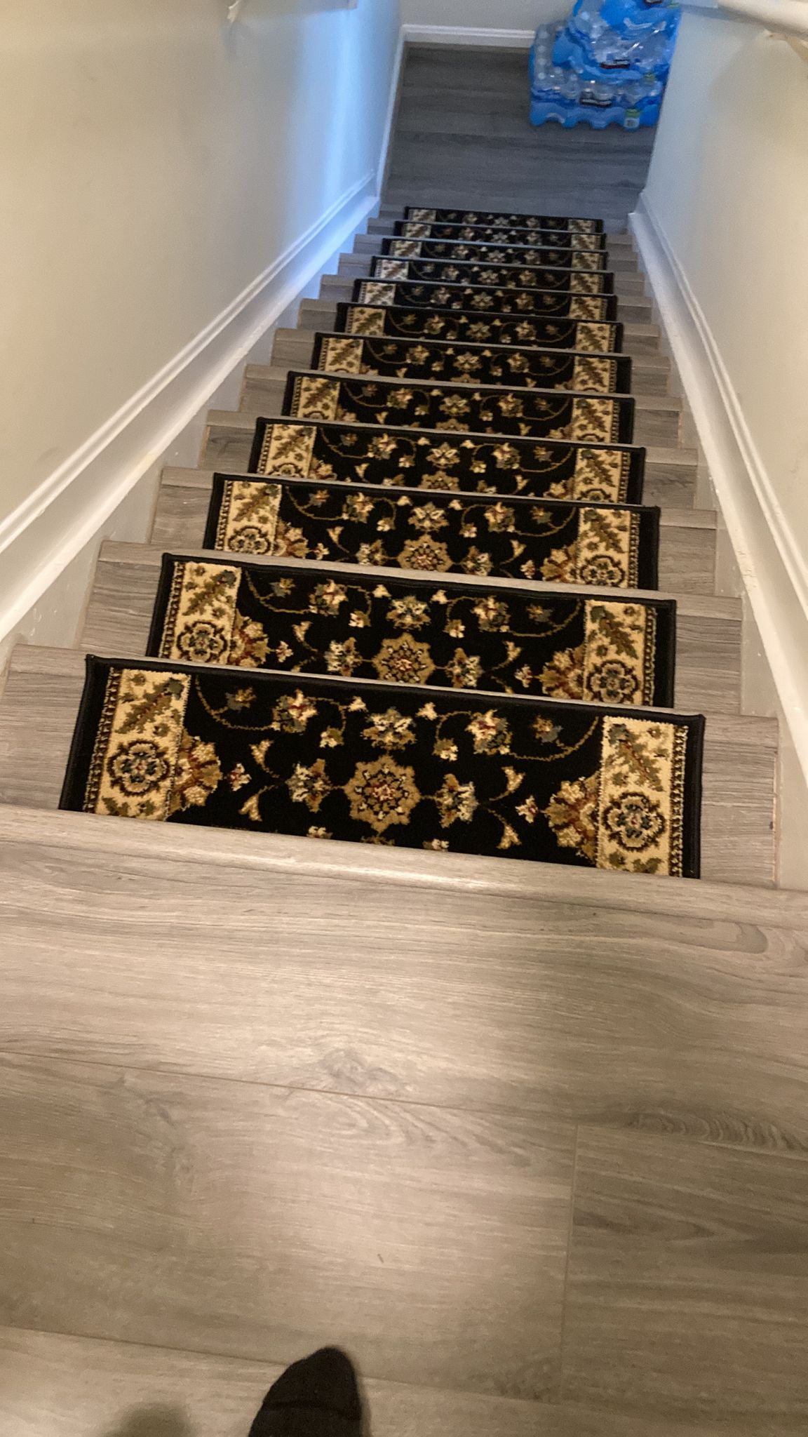 Carpet or no carpet? What’s the best for your lis... Airbnb Community