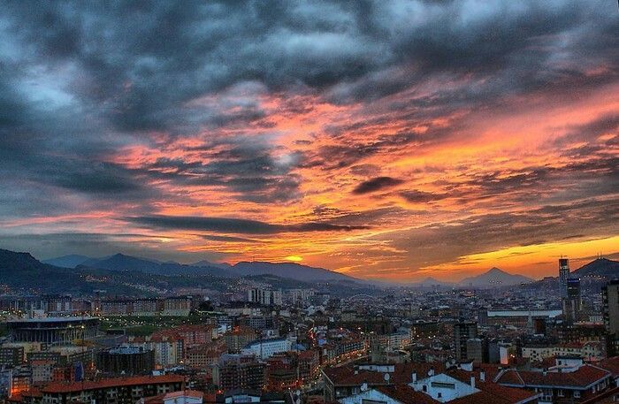 Bilbao al atardecer.