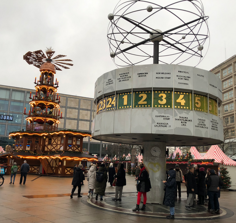 Weihnachtliche Stimmung am Alex