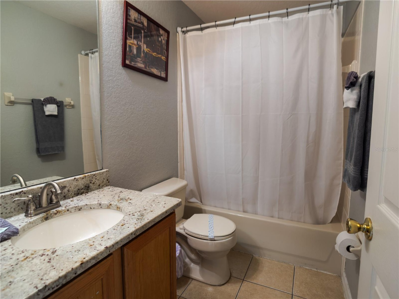 Lower master bath