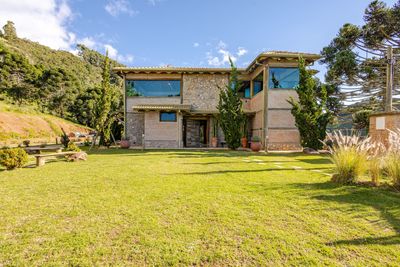 what the key element for an outstanding guest experience_ .jpeg