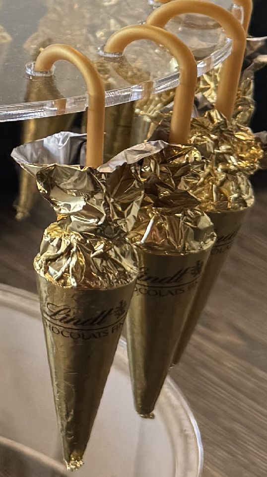 Ansehnliche Regenschirme als Schokoladen-Leckerei