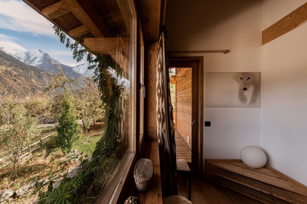 What view does your home offer your guests_ - Airbnb Community Center.jpg