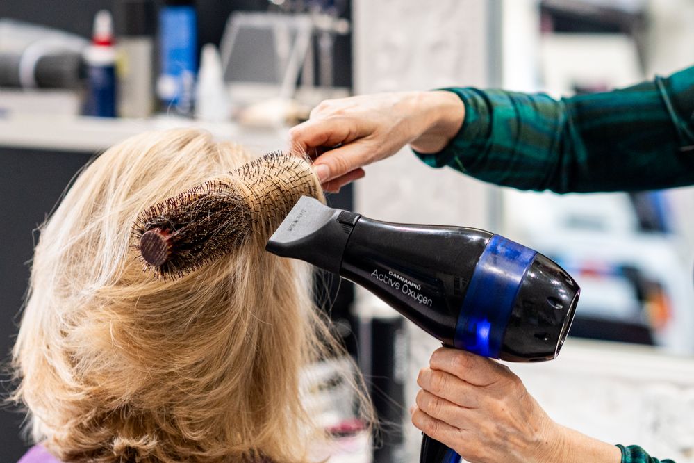 Avez-vous un sèche-cheveux dans votre logement.jpg