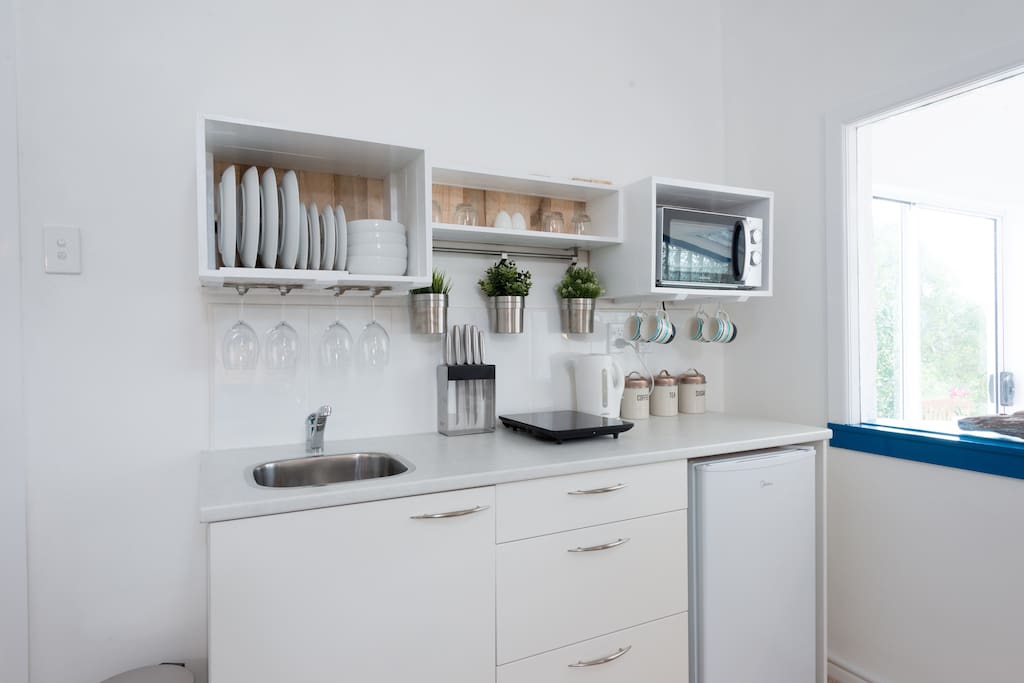 No kitchen sink Airbnb Community