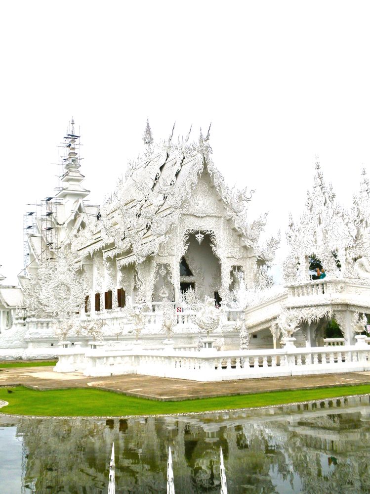temple blanc.jpg