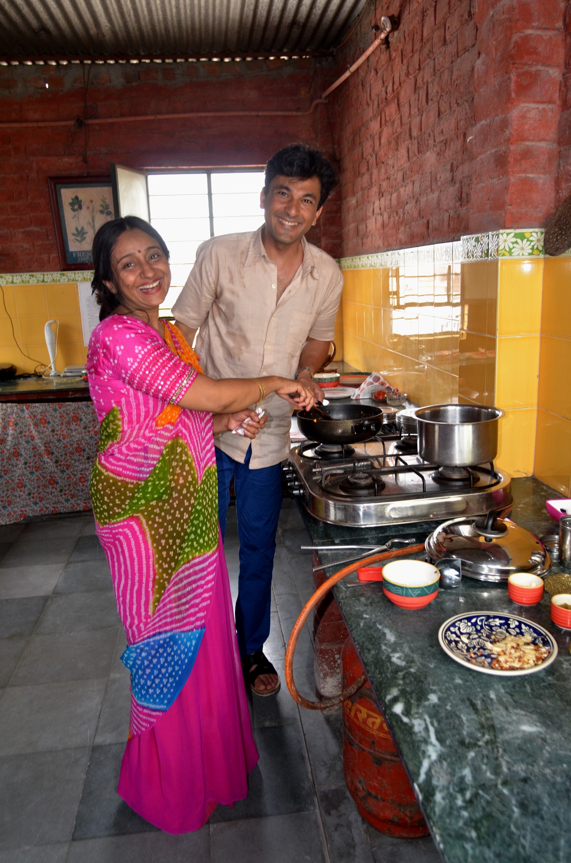 Dr. Smita Kulshreshtha with celebrity Chef Vikas Khanna.