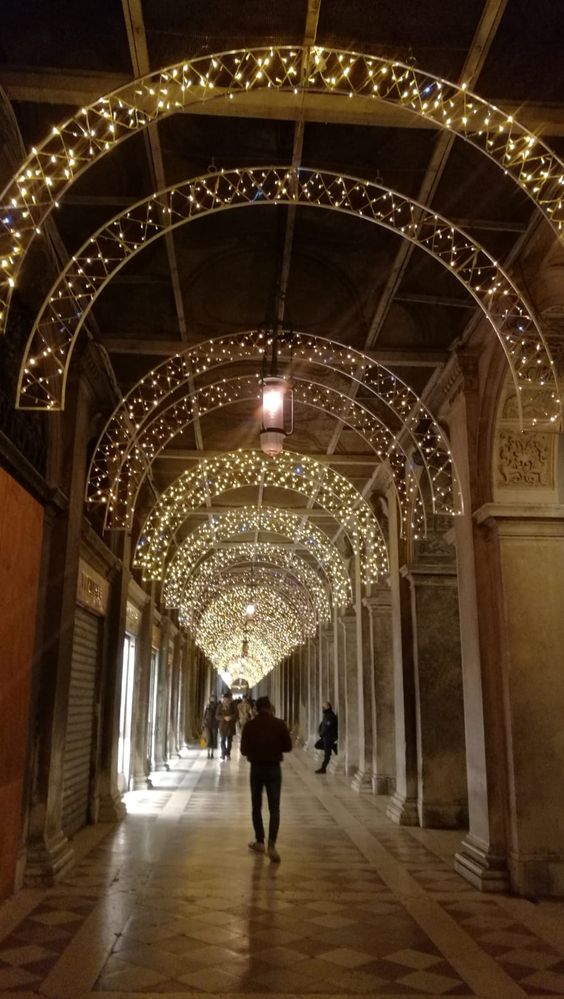 Venezia, Piazza San Marco 2.jpg