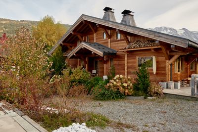5450362_Iconic-Homes-Mont-Blanc-Chalet_021.jpg