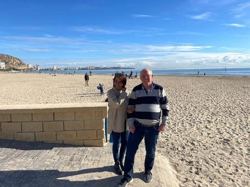 Am Strand von Alicante Ende Nov 2022, 20 Grad