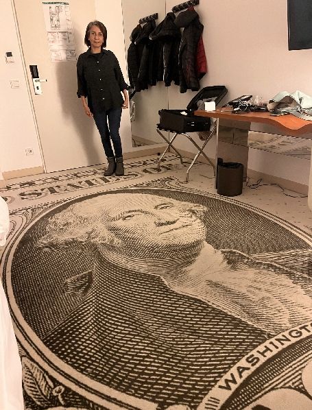 Zimmer mit  Banknotendesign (GGeorge Washington)