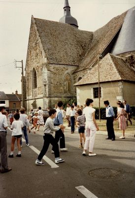 Un événement traditionnel dans le centre du village à l'occasion du 14 juillet dans les années 90.